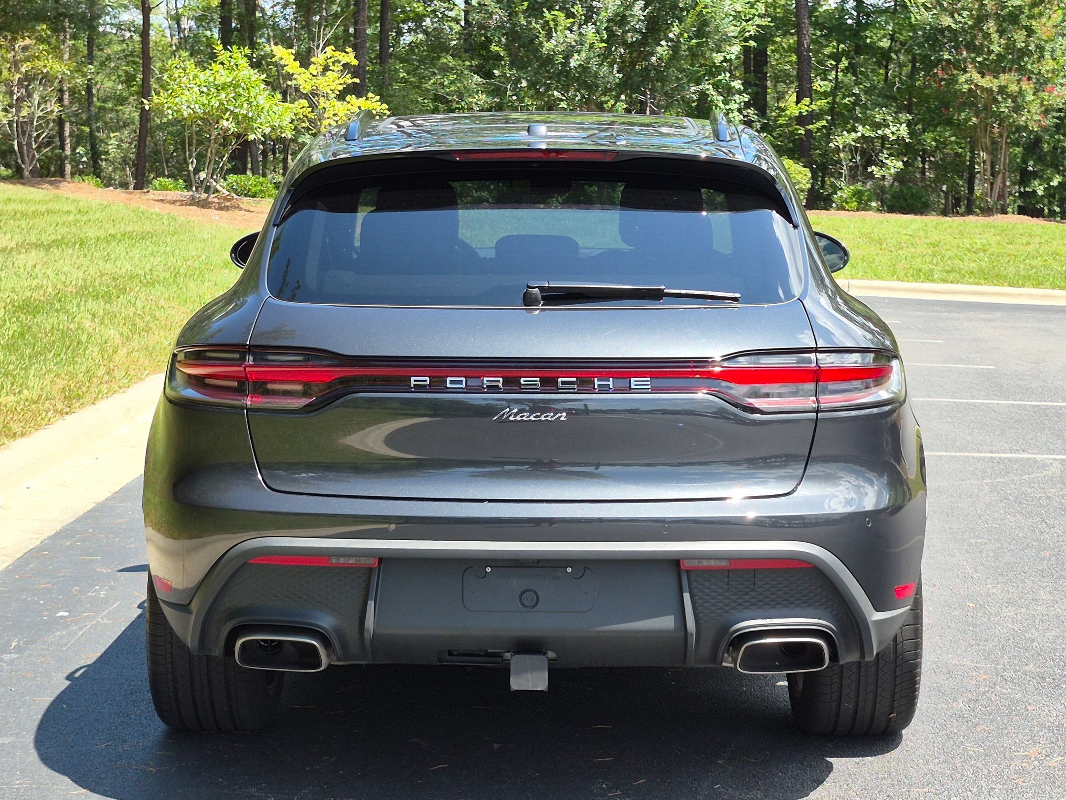 Certified 2026 Porsche Macan AWD/4WD image 28