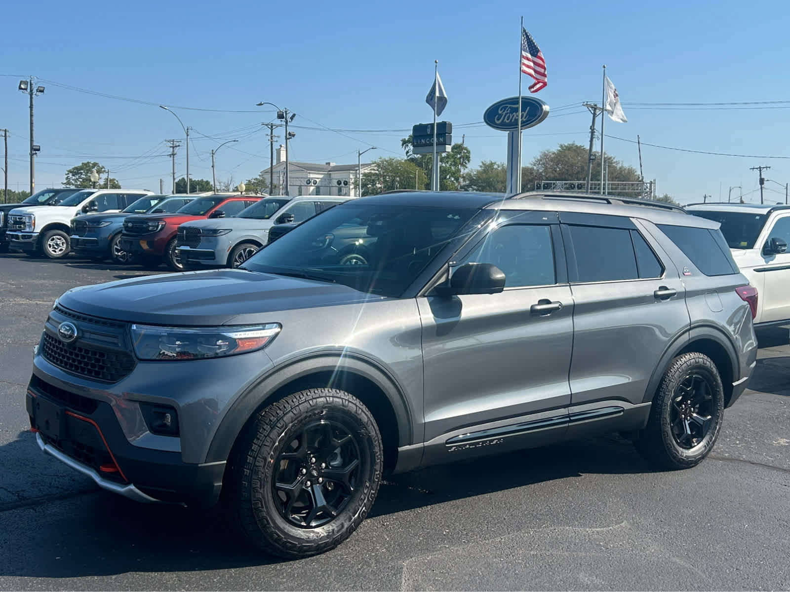 Used 2022 Ford Explorer Timberline AWD/4WD image 2