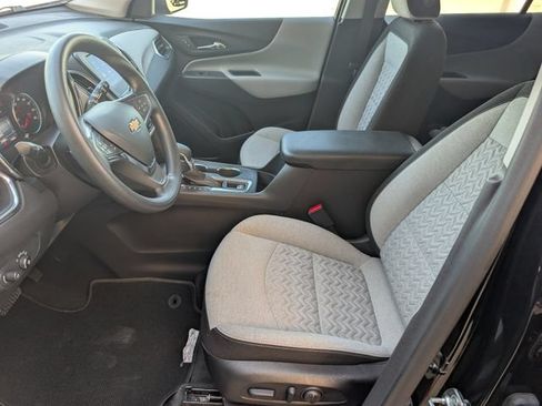 Used 2024 Chevrolet Equinox LS w/ LS Convenience Package FWD image 8