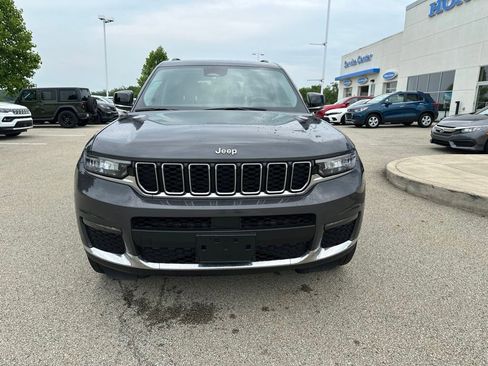 Used 2023 Jeep Grand Cherokee L Limited AWD/4WD image 9