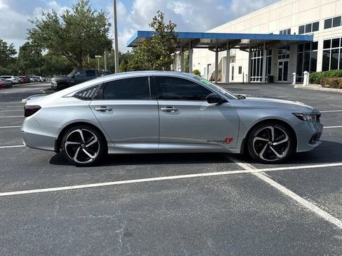 Used 2021 Honda Accord Sport image 2