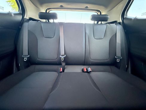 Used 2025 Buick Encore GX Preferred image 37