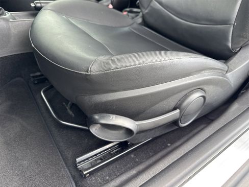 Used 2013 MINI Cooper Hardtop image 15