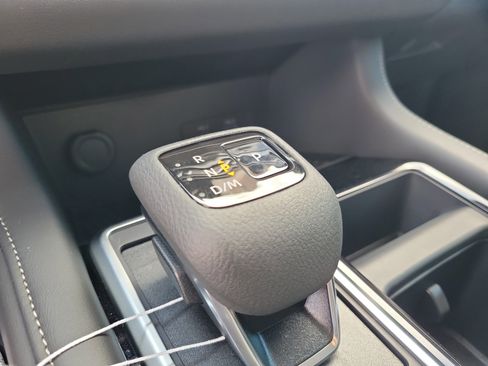 New 2025 Nissan Pathfinder SV image 33