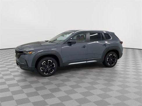 Used 2024 MAZDA CX-50 Meridian Edition image 5