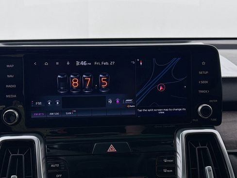 Used 2022 Kia Sorento SX Prestige image 16