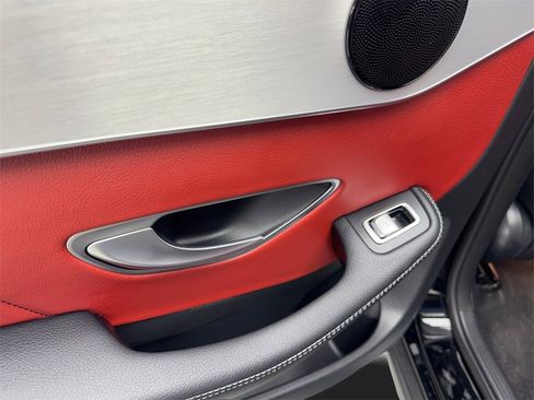 Used 2022 Mercedes-Benz GLC 300 w/ AMG Line image 34