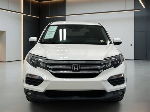 Used 2018 Honda Pilot EX image 9