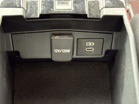 Certified 2024 Toyota Corolla SE image 34