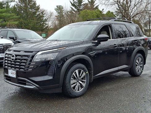 New 2026 Nissan Pathfinder SL AWD/4WD image 3