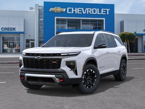 New 2027 Chevrolet Traverse Z71 w/ Driver Confidence Package AWD/4WD image 7