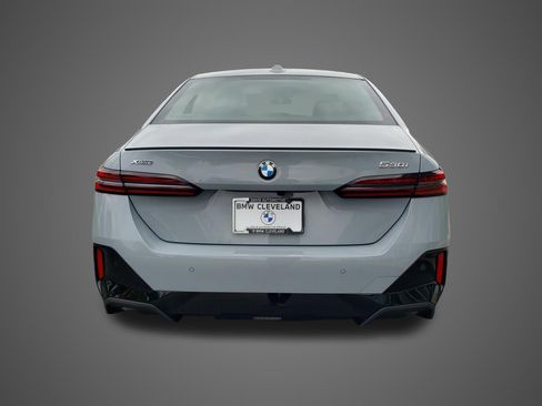 New 2027 BMW 530i xDrive w/ M Sport Package AWD/4WD image 6