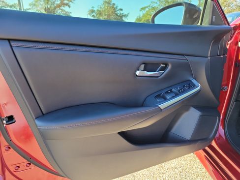 Certified 2023 Nissan Sentra SR image 20