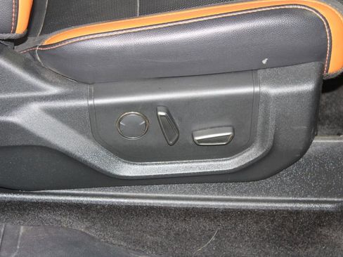 Used 2017 Ford F150 Raptor w/ Equipment Group 802A Luxury image 28