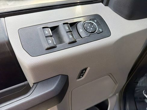 Used 2019 Ford F150 XL w/ Equipment Group 101A Mid RWD image 18