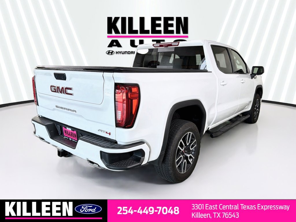 Used 2025 GMC Sierra 1500 AT4 w/ Technology Package AWD/4WD image 9