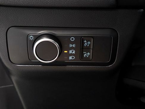 Certified 2025 Ford Escape Active AWD/4WD image 26