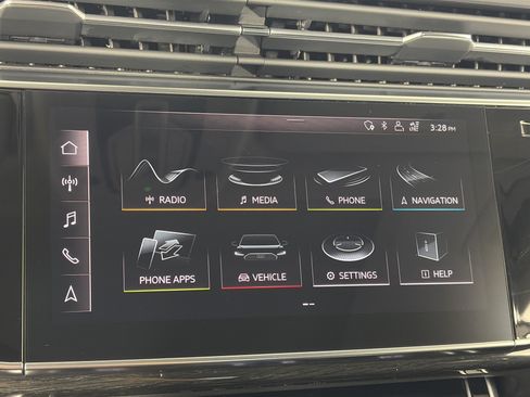 Used 2019 Audi Q8 Premium Plus AWD/4WD image 17