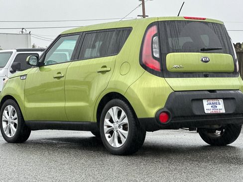 Used 2015 Kia Soul + image 3