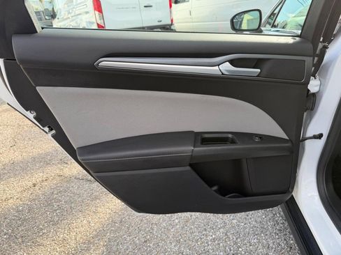 Used 2016 Ford Fusion S image 37