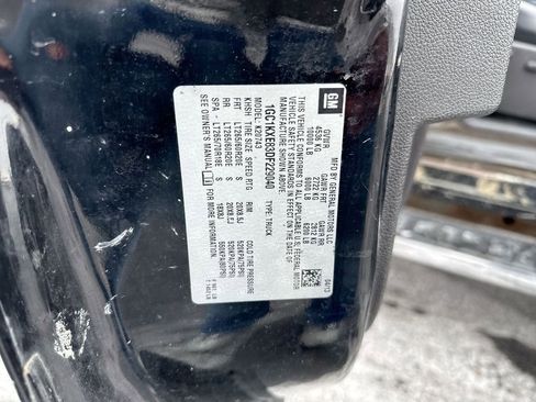 Used 2013 Chevrolet Silverado 2500 LT w/ Custom Sport Truck Package image 27