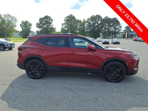 Used 2024 Chevrolet Blazer LT FWD image 6
