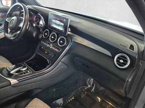 Used 2018 Mercedes-Benz GLC 43 AMG 4MATIC image 23