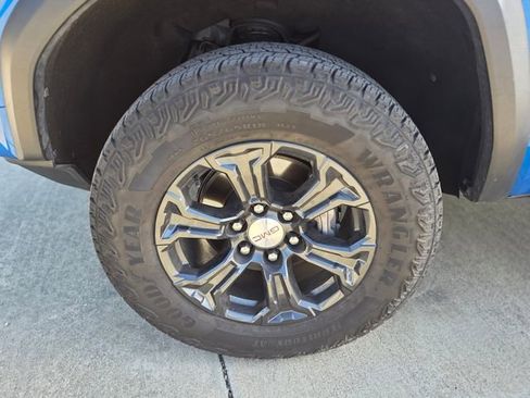 Used 2023 GMC Canyon Elevation w/ Convenience Package image 10