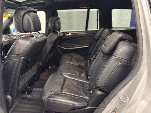 Used 2018 Mercedes-Benz GLS 550 4MATIC w/ Driver Assistance Package image 28