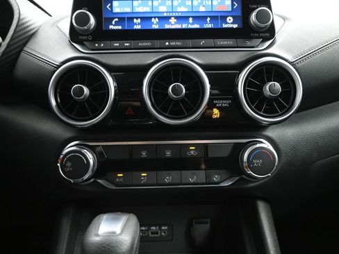 Used 2023 Nissan Sentra SV image 10