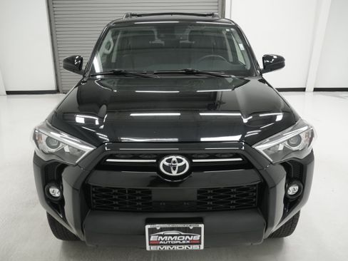Used 2024 Toyota 4Runner SR5 AWD/4WD image 2