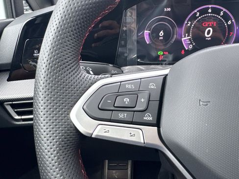 New 2026 Volkswagen GTI SE FWD image 18