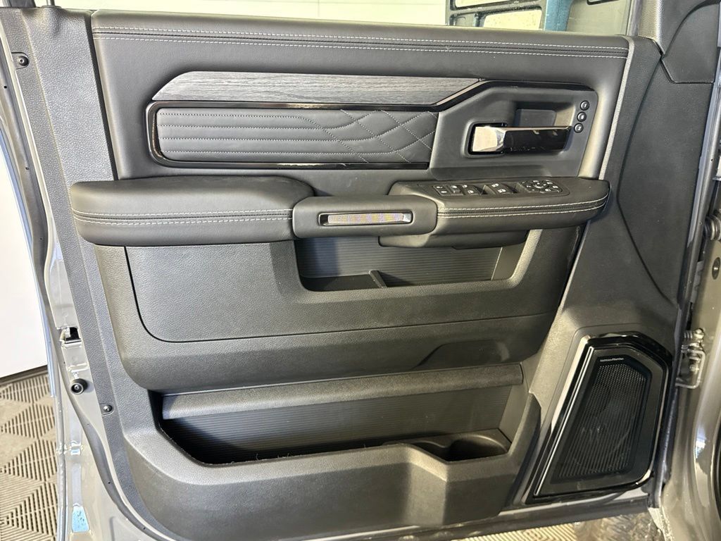 New 2027 RAM 2500 Limited AWD/4WD image 28