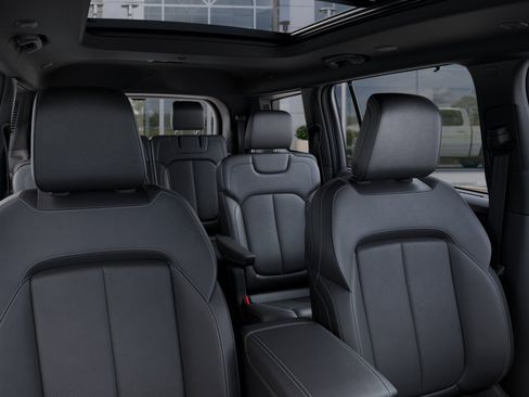 New 2025 Jeep Grand Cherokee L Limited w/ Luxury Tech Group II image 26