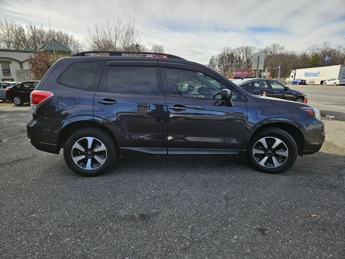 Used 2018 Subaru Forester 2.5i w/ Alloy Wheel Package image 8