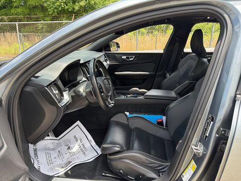 Used 2019 Volvo S60 T6 R-Design AWD/4WD image 25