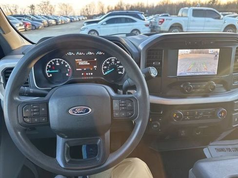 Used 2021 Ford F150 XLT image 15