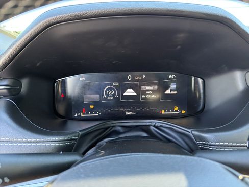 Used 2022 Jeep Compass High Altitude AWD/4WD image 19