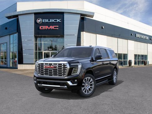 New 2026 GMC Yukon XL Denali w/ Denali Reserve Package AWD/4WD image 8