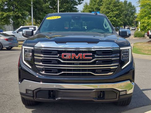 Used 2024 GMC Sierra 1500 SLT w/ SLT Premium Plus Package AWD/4WD image 8