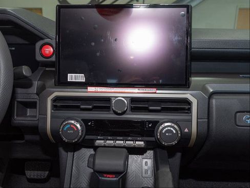 New 2026 Toyota Tacoma TRD Off-Road AWD/4WD image 14