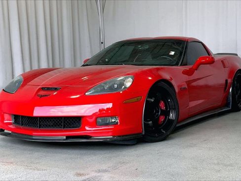 Used 2009 Chevrolet Corvette Z06 w/ Preferred Equipment Group RWD image 2