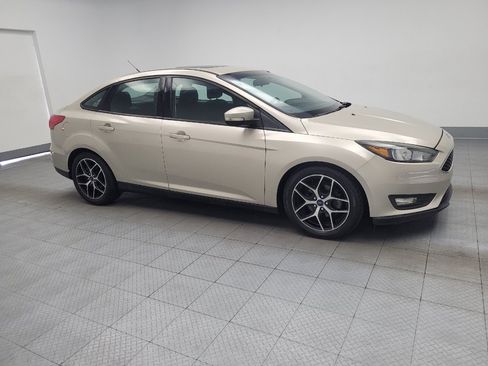 Used 2018 Ford Focus SEL FWD image 11