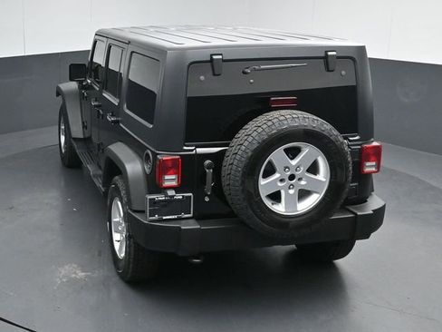Used 2015 Jeep Wrangler Unlimited Sport w/ Quick Order Package 24S AWD/4WD image 47