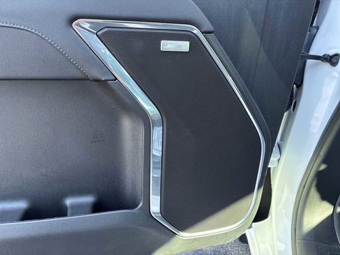 Used 2023 GMC Sierra 1500 Elevation w/ Preferred Package image 23