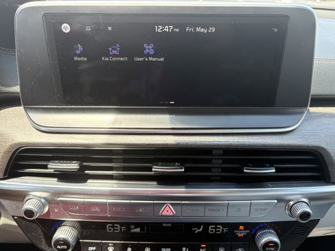Used 2021 Kia Telluride EX w/ EX Premium Package FWD image 12