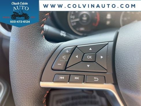 New 2025 Nissan Versa SR w/ Trunk Package image 16