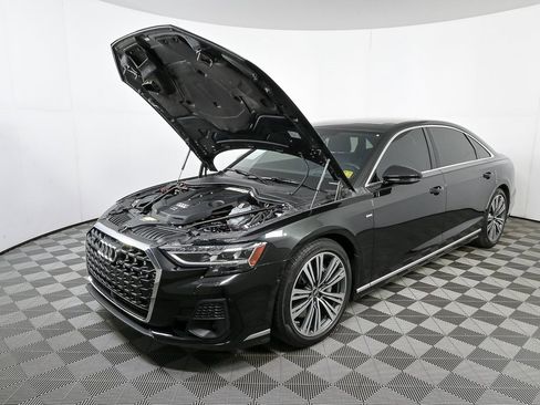 Used 2023 Audi A8 L 3.0T w/ Comfort Plus Package image 34