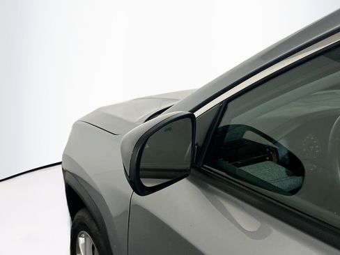 Used 2022 Jeep Compass Latitude image 16