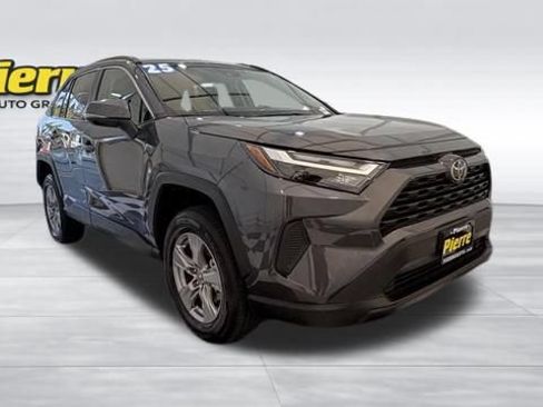 Used 2025 Toyota RAV4 XLE FWD image 7
